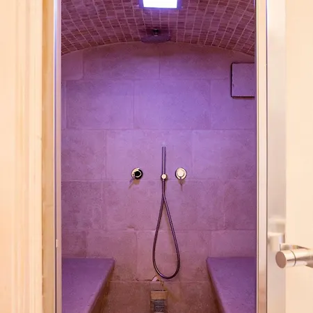 Di Luna Biomasseria Farm stay *