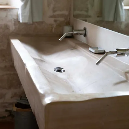 Di Luna Biomasseria Farm stay Montegrosso